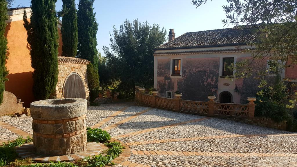 קסטרווילארי Agriturismo Masseria Fonte Di Maroglio מראה חיצוני תמונה